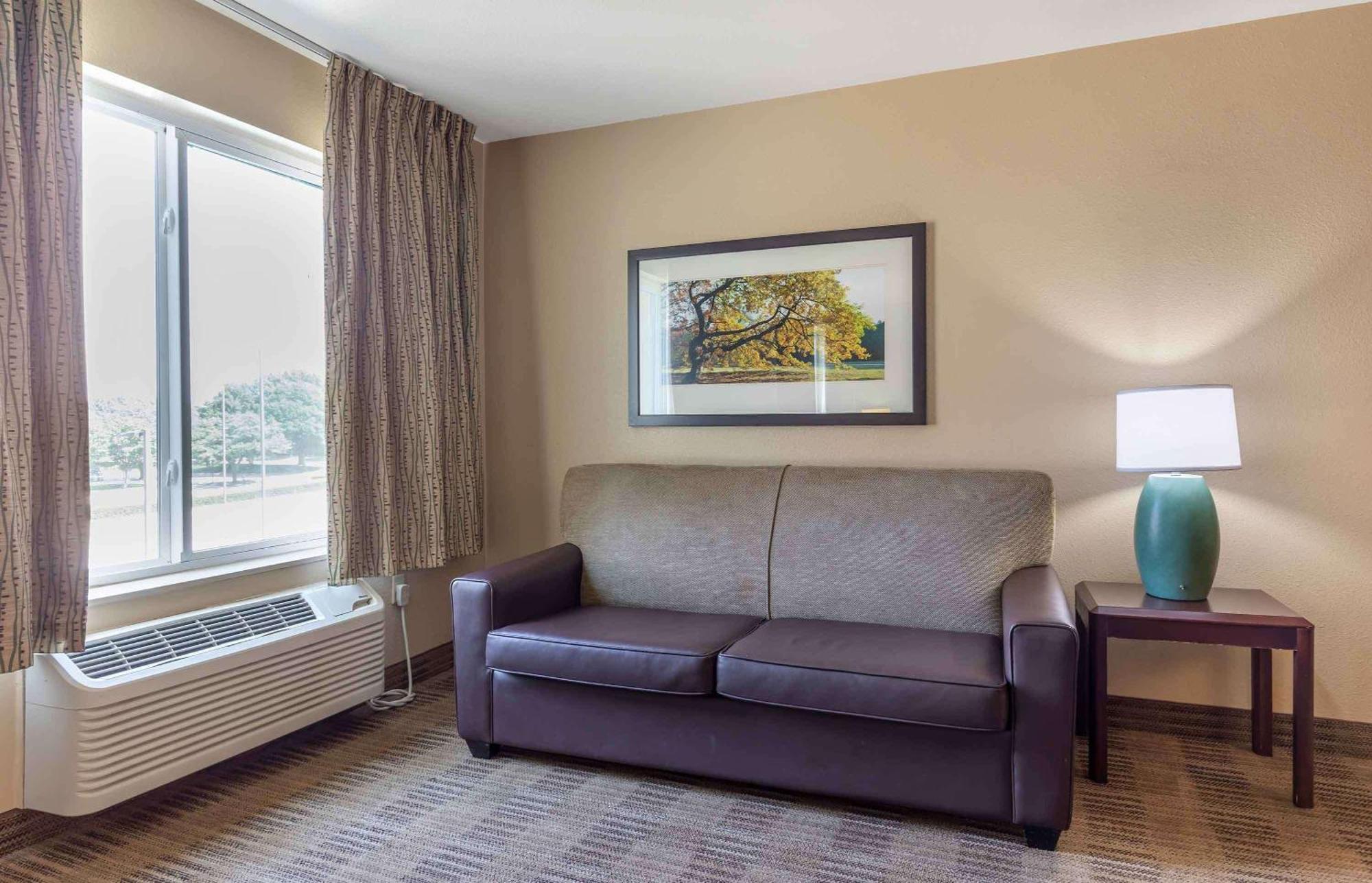 Extended Stay America Select Suites - Milwaukee - Waukesha Zewnętrze zdjęcie
