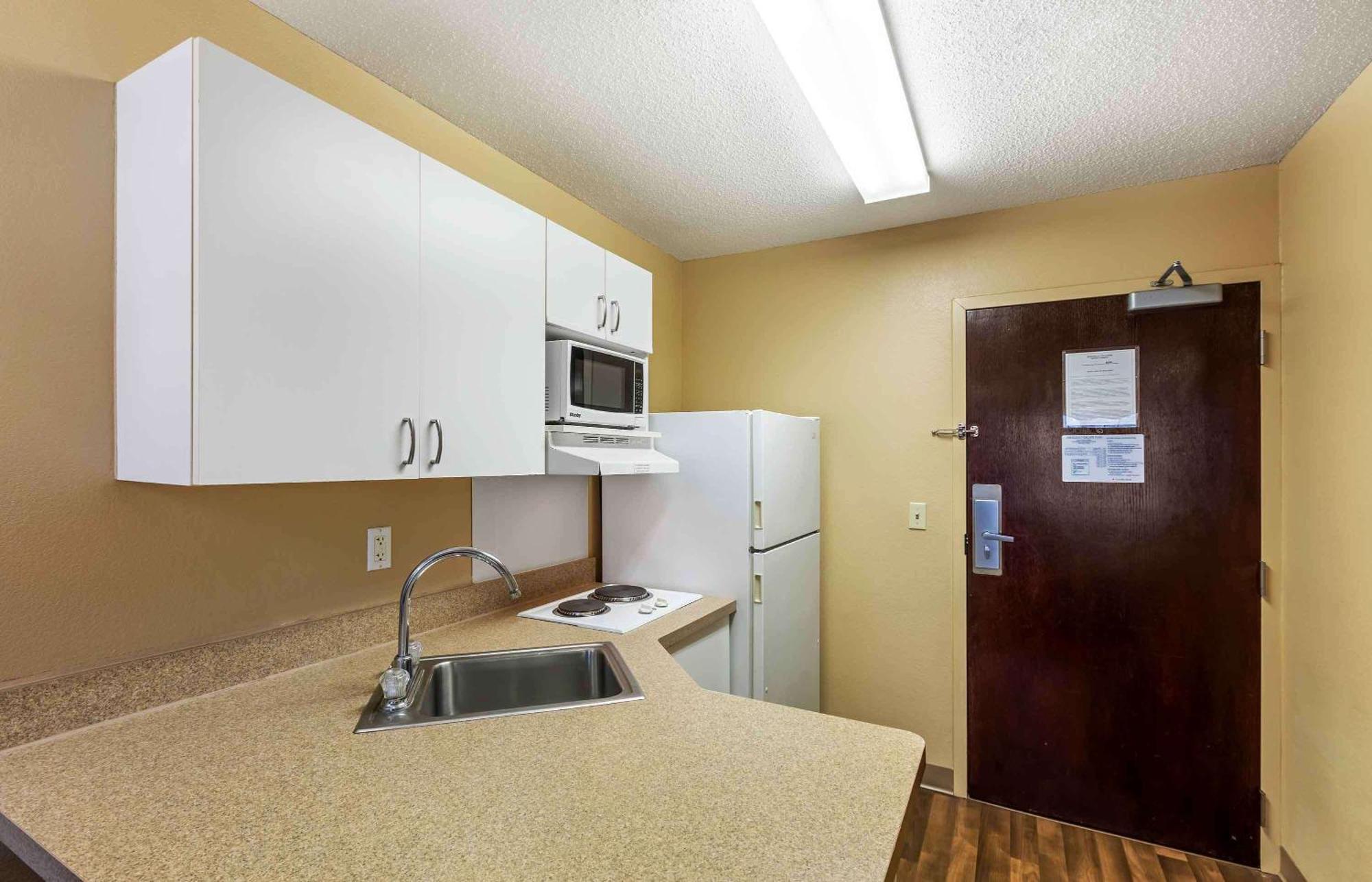 Extended Stay America Select Suites - Milwaukee - Waukesha Zewnętrze zdjęcie