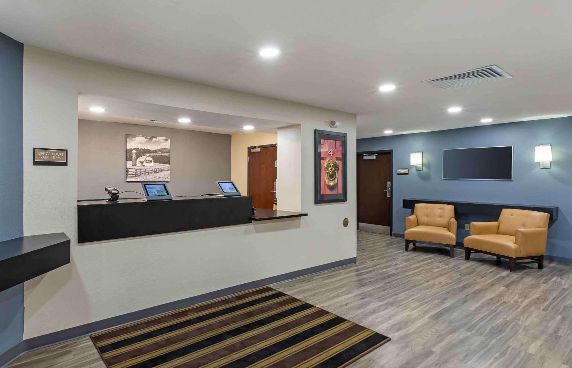 Extended Stay America Select Suites - Milwaukee - Waukesha Zewnętrze zdjęcie