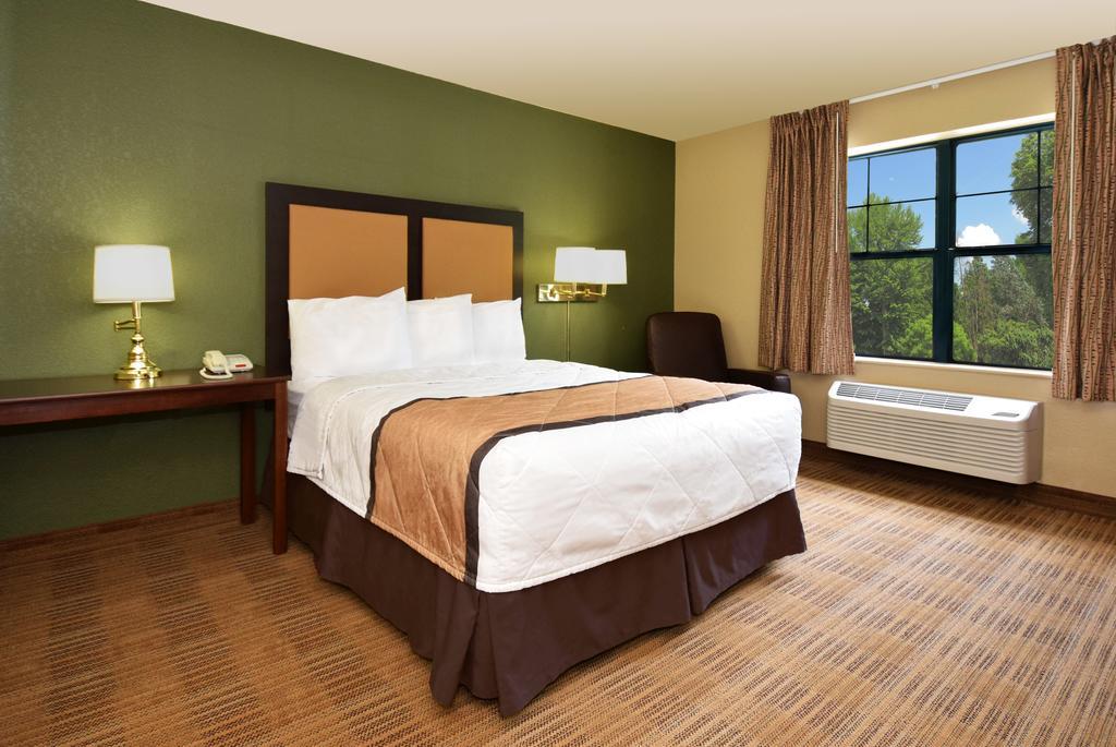 Extended Stay America Select Suites - Milwaukee - Waukesha Zewnętrze zdjęcie