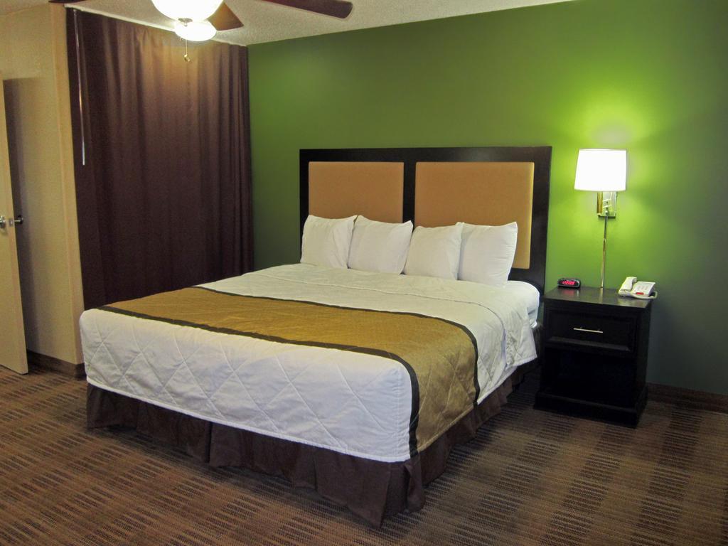 Extended Stay America Select Suites - Milwaukee - Waukesha Zewnętrze zdjęcie